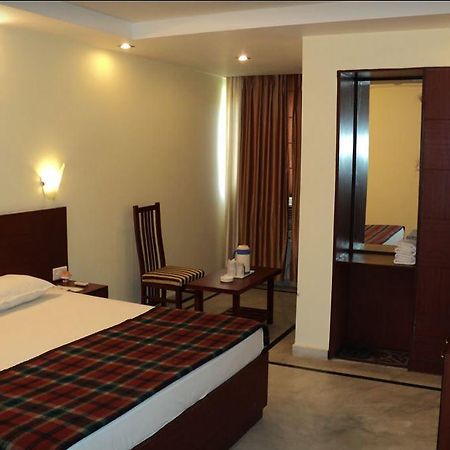 Hotel Swagat Palace Bhiwadi Eksteriør bilde