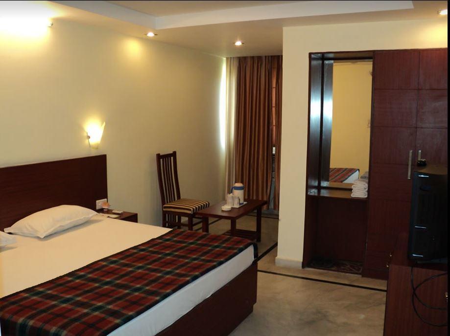 Hotel Swagat Palace Bhiwadi Eksteriør bilde